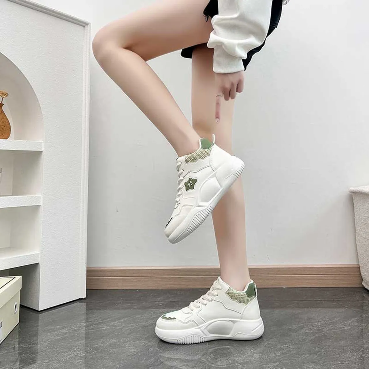 Beige logo pattern check accents shoe sneaker