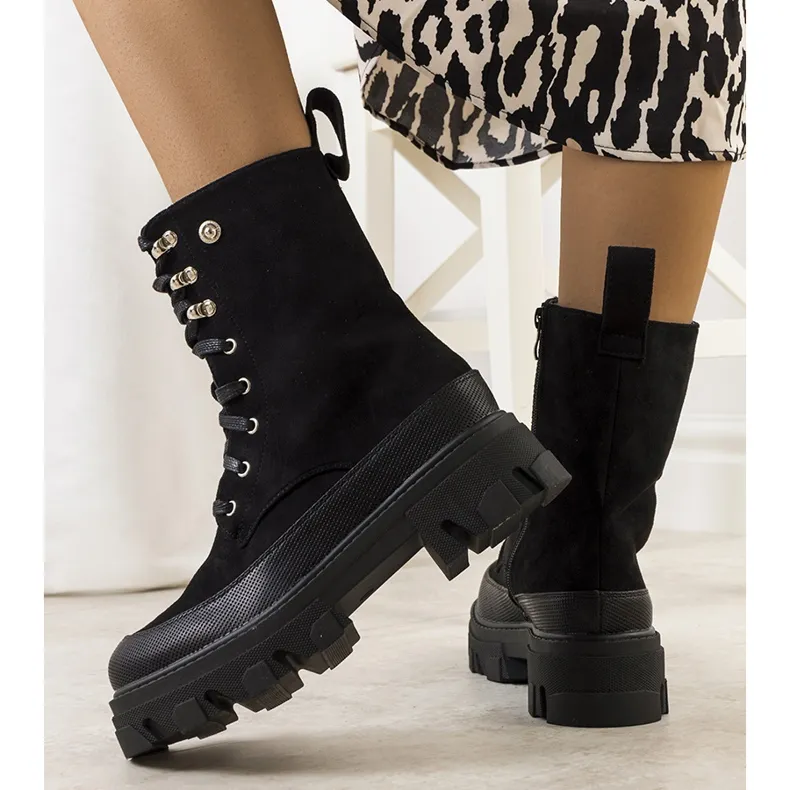 Black Coombe boots