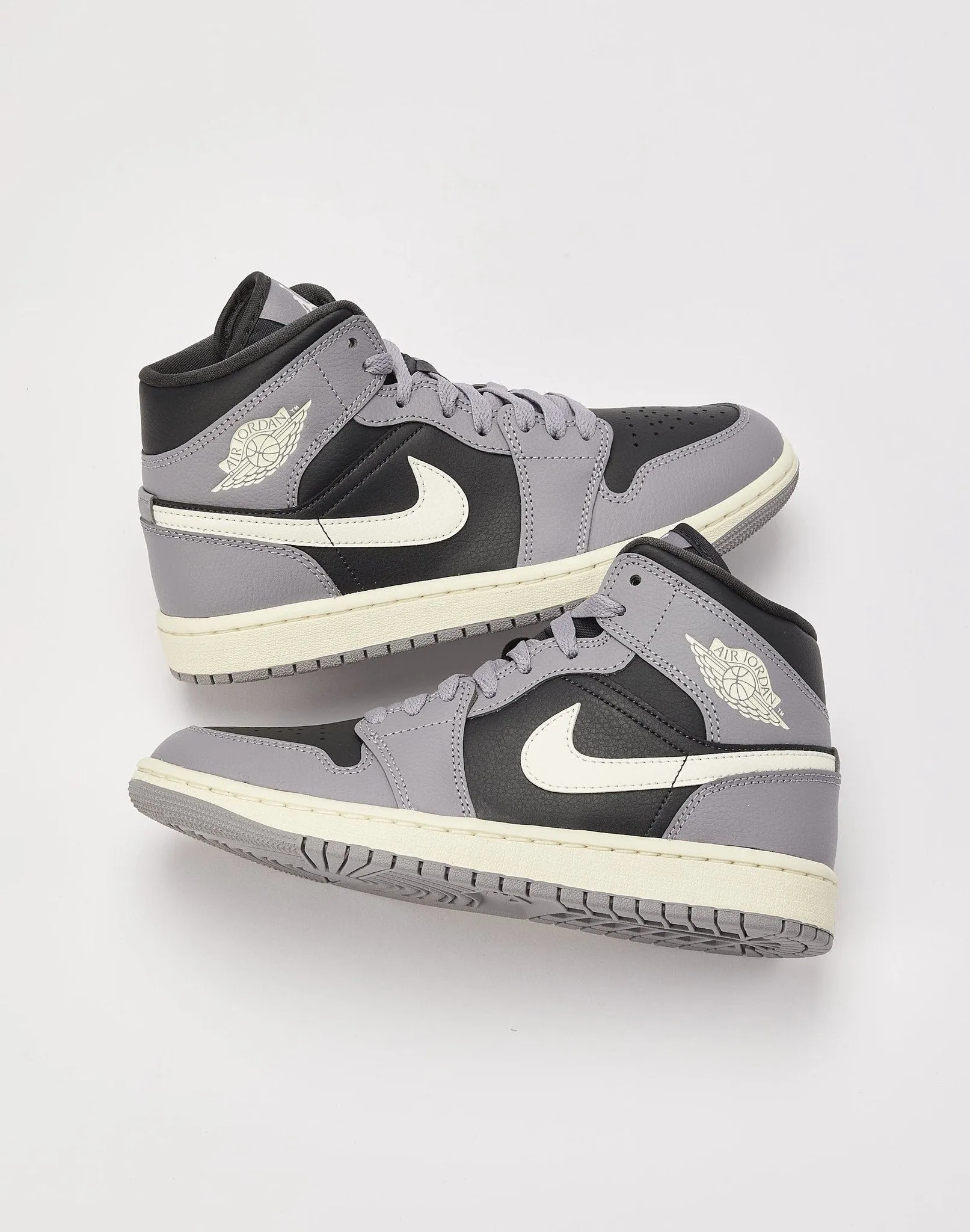 Jordan 1 Mid WMNS 'Cement Grey'