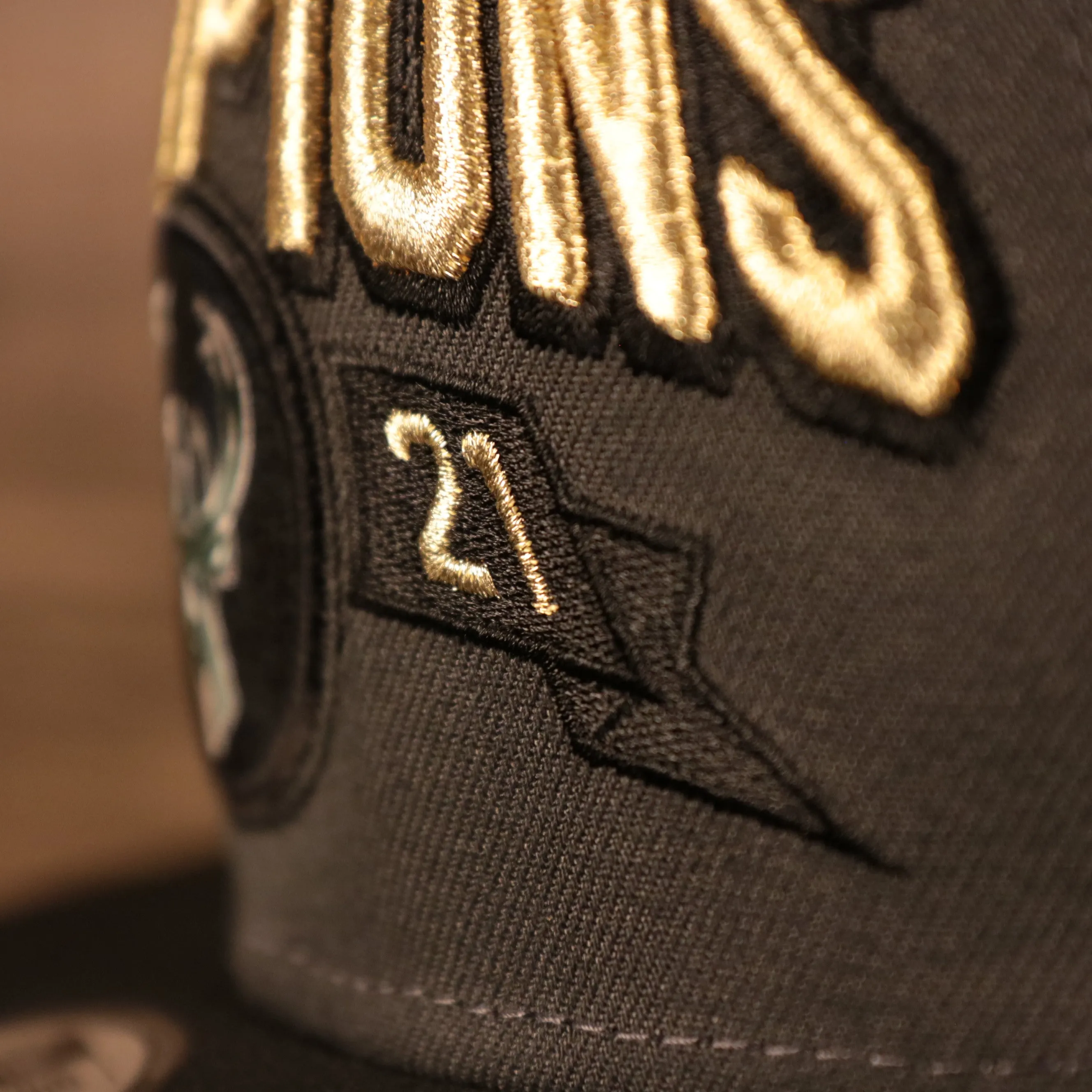 Milwaukee Bucks 2021 NBA Champions Trophy Locker Room 9Fifty Snapback Hat