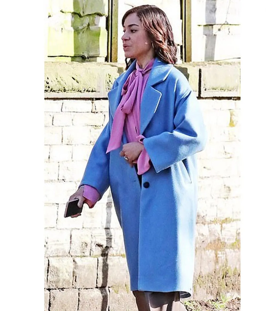 Stay Close Cush Jumbo Coat