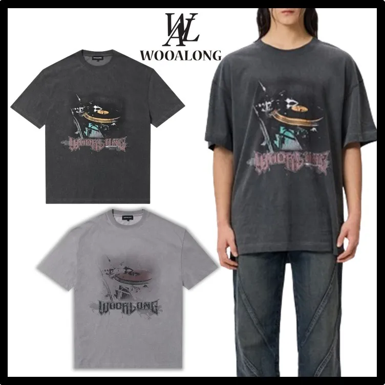 WOOALONG  |Unisex Street Style Logo T-Shirts